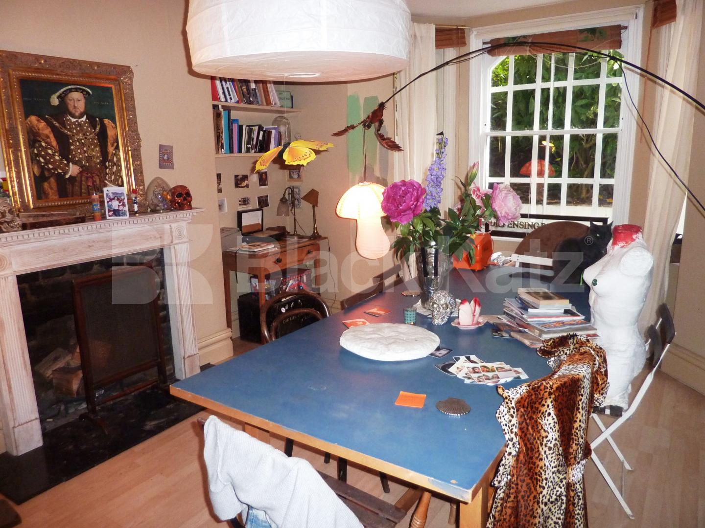 			NEW INSTRUCTION!, 2 Bedroom, 1 bath, 1 reception Flat			 St Lukes Road, PORTOBELLO/WESTBOURNE PARK 